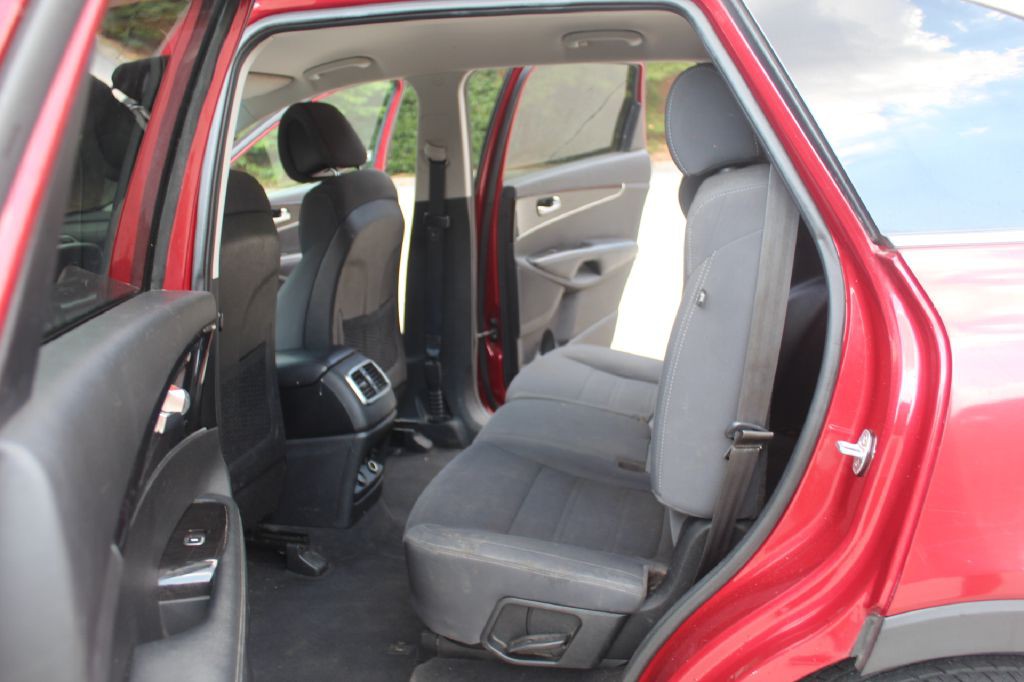 2017 Kia Sorento Image 9