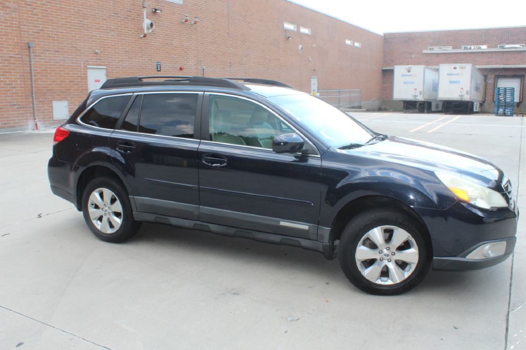 2012 Subaru Outback Image 6