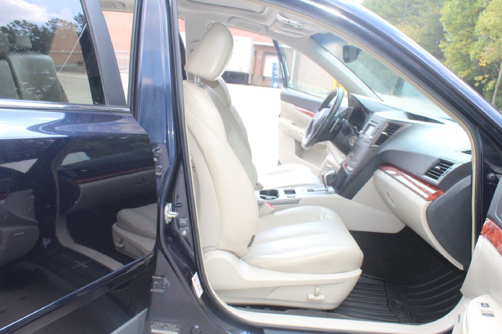 2012 Subaru Outback Image 7