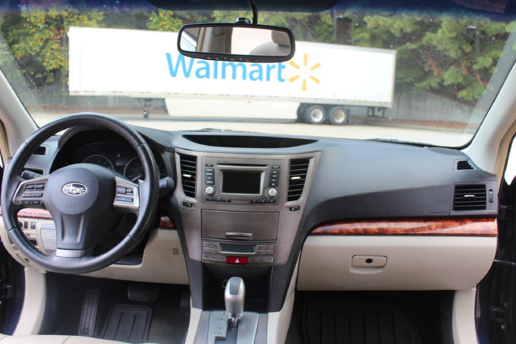 2012 Subaru Outback Image 14