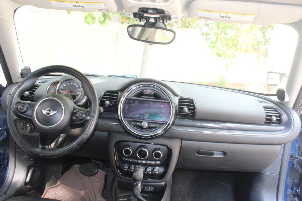 2018 MINI Cooper Image 14