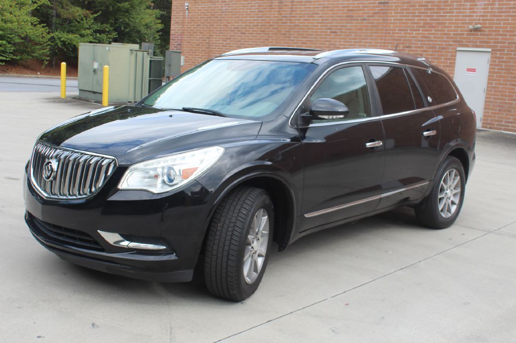 2017 Buick Enclave Image 2