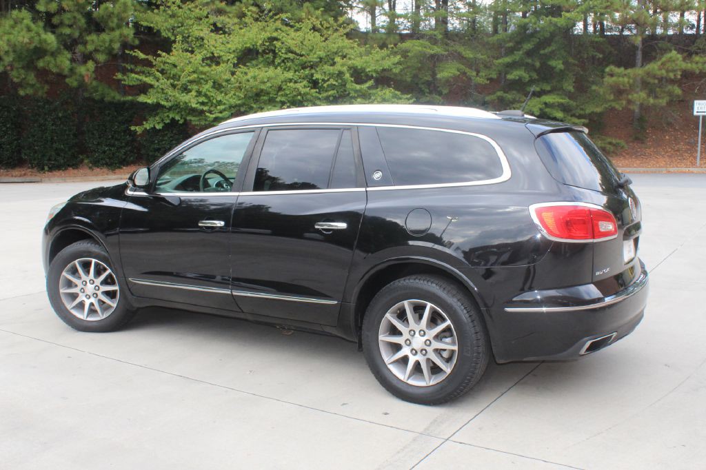 2017 Buick Enclave Image 3