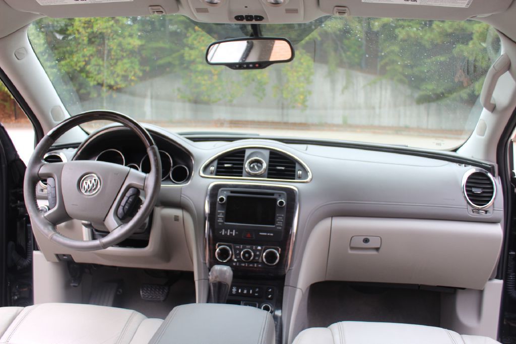 2017 Buick Enclave Image 15