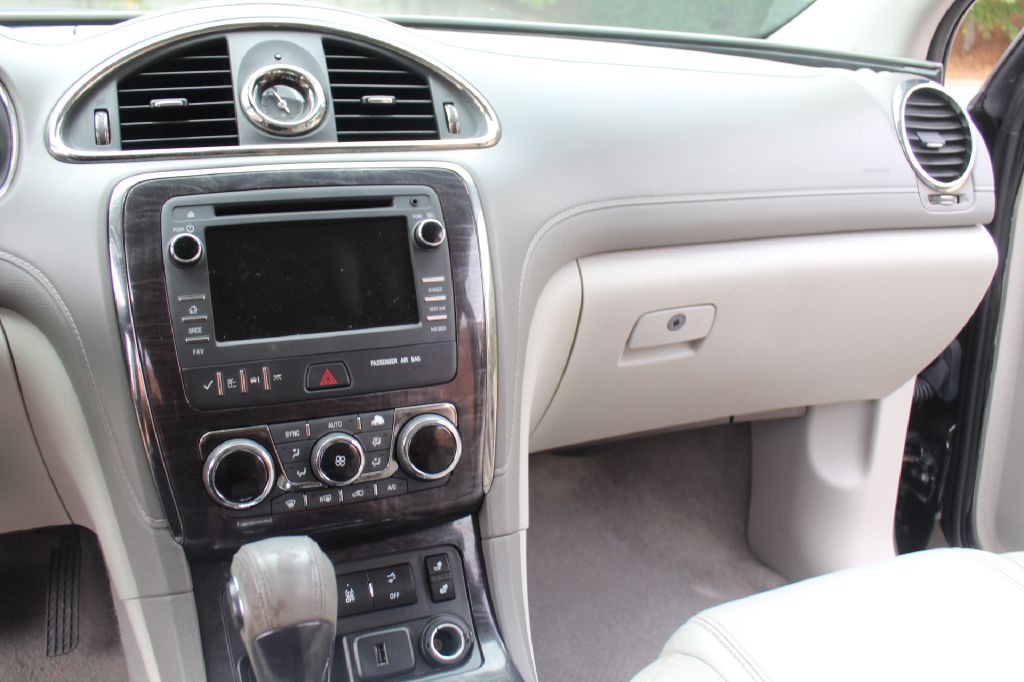 2017 Buick Enclave Image 19