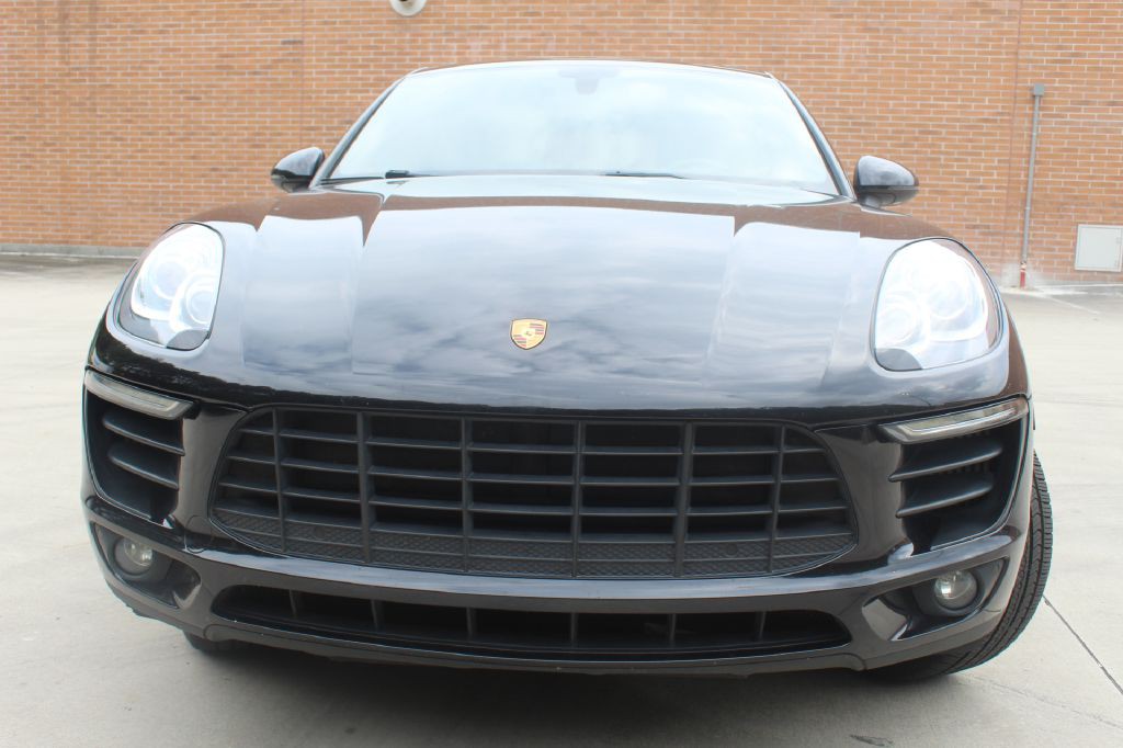 2016 Porsche Macan Image 9