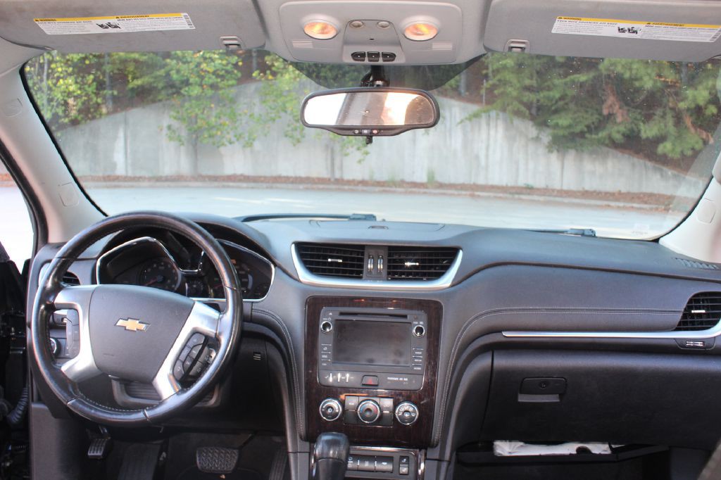 2017 Chevrolet Traverse Image 14