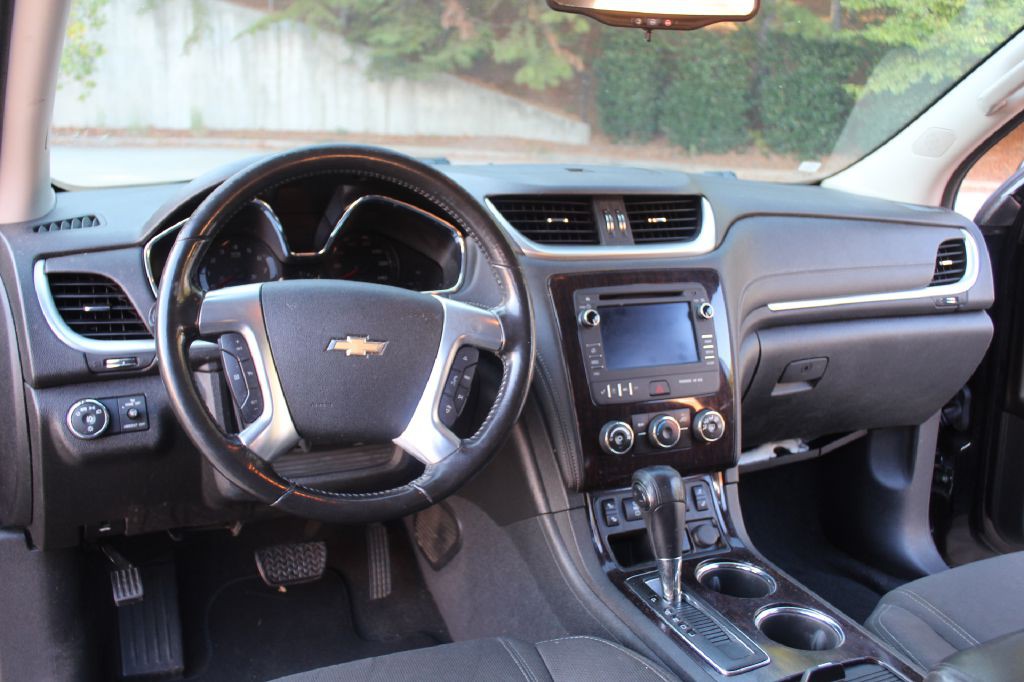 2017 Chevrolet Traverse Image 15