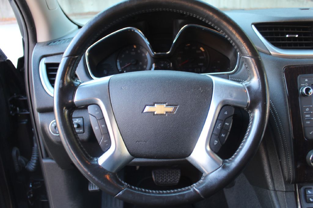 2017 Chevrolet Traverse Image 16