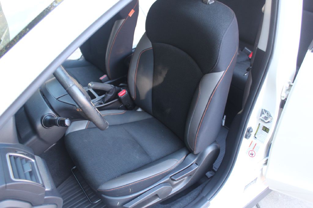 2016 Subaru Crosstrek Image 11