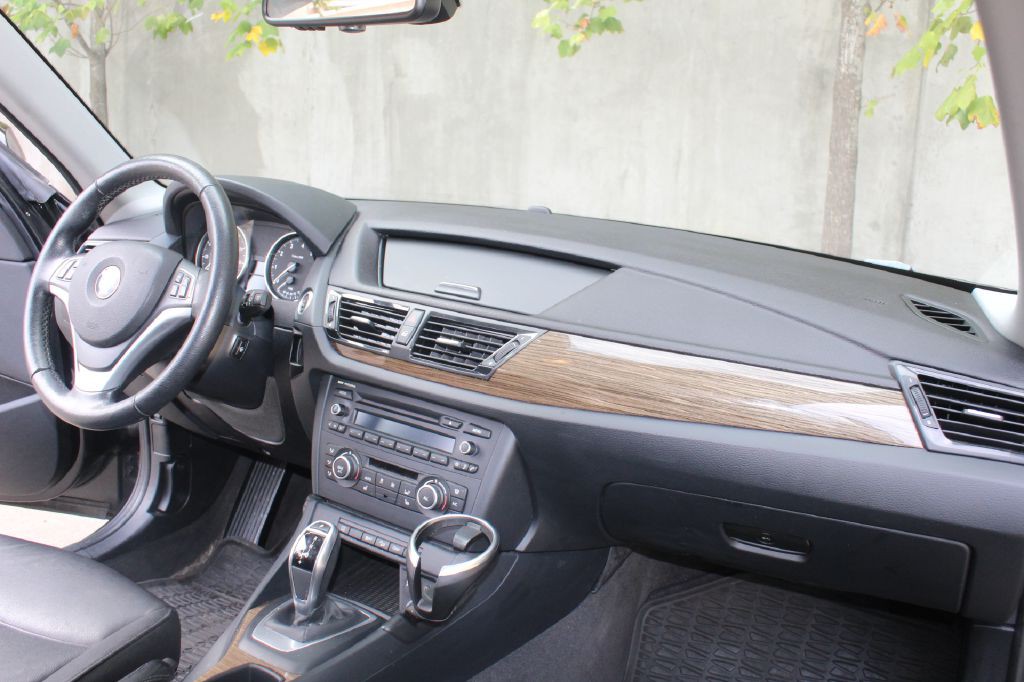 2014 BMW X1 Image 13
