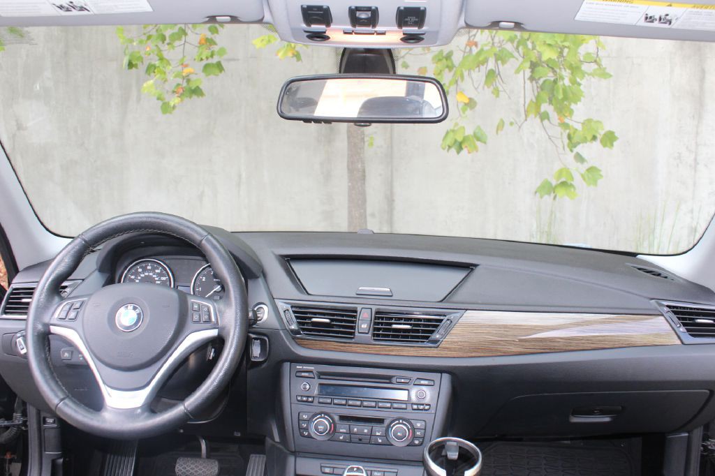 2014 BMW X1 Image 14