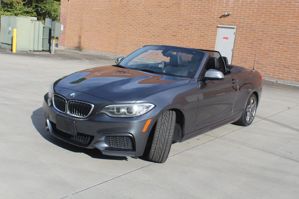 2016 BMW 2 Series Image 2