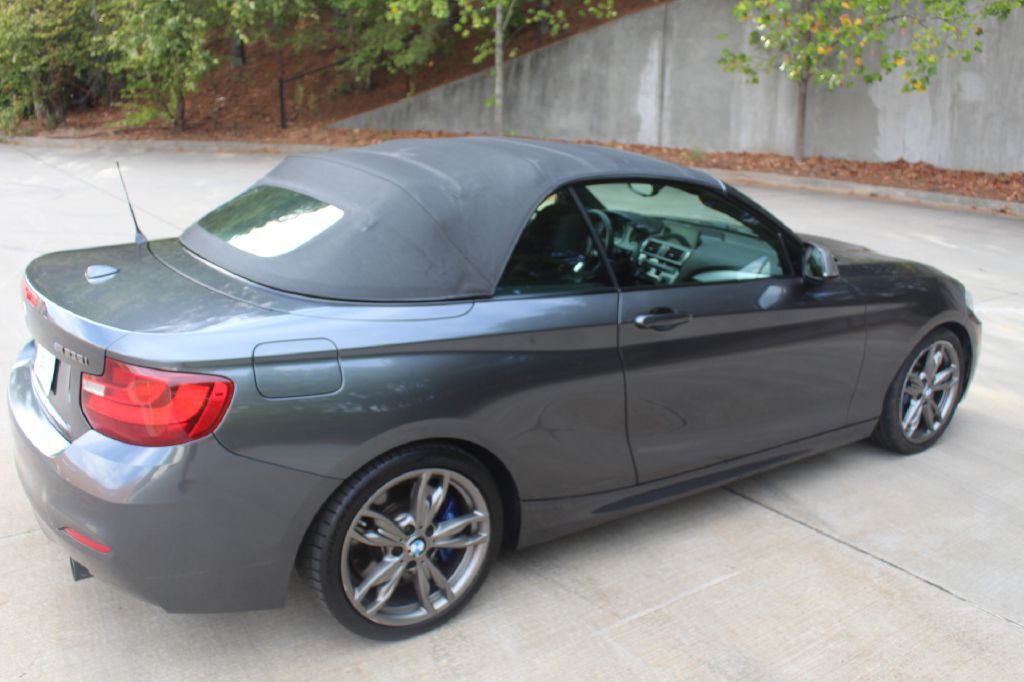 2016 BMW 2 Series Image 30