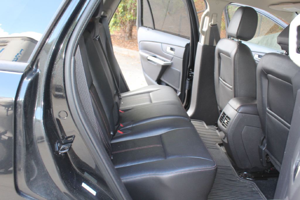 2014 Ford Edge Image 8