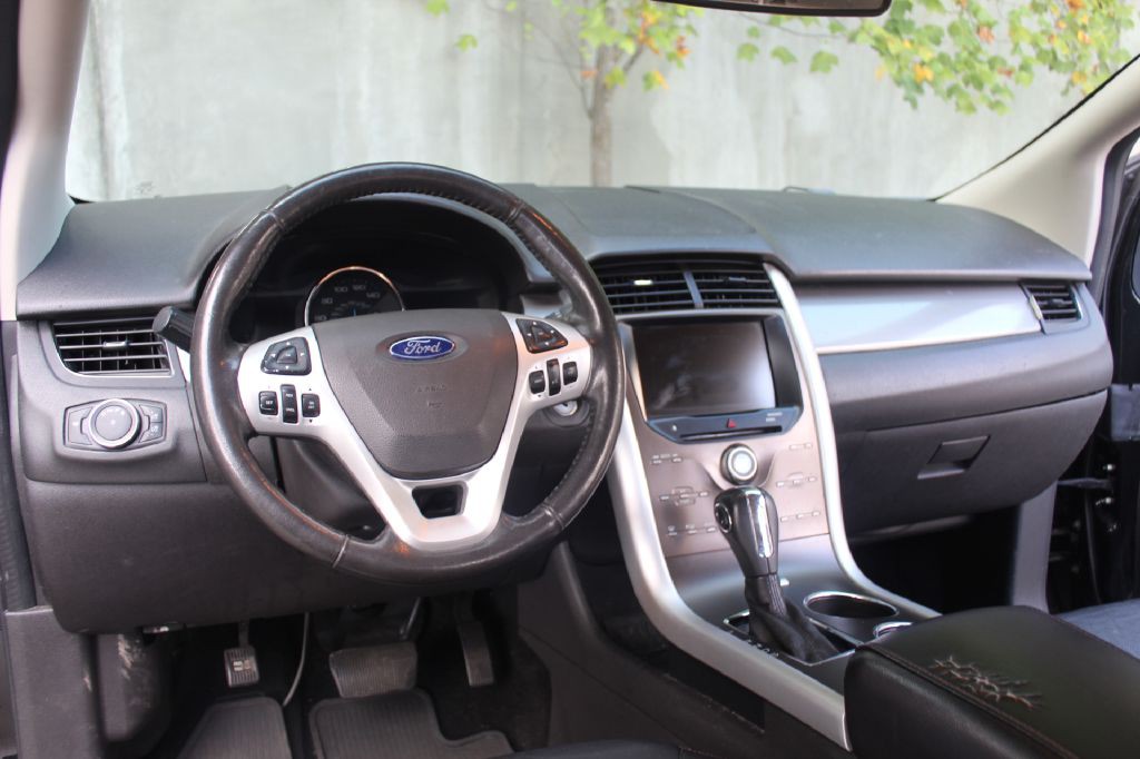 2014 Ford Edge Image 15