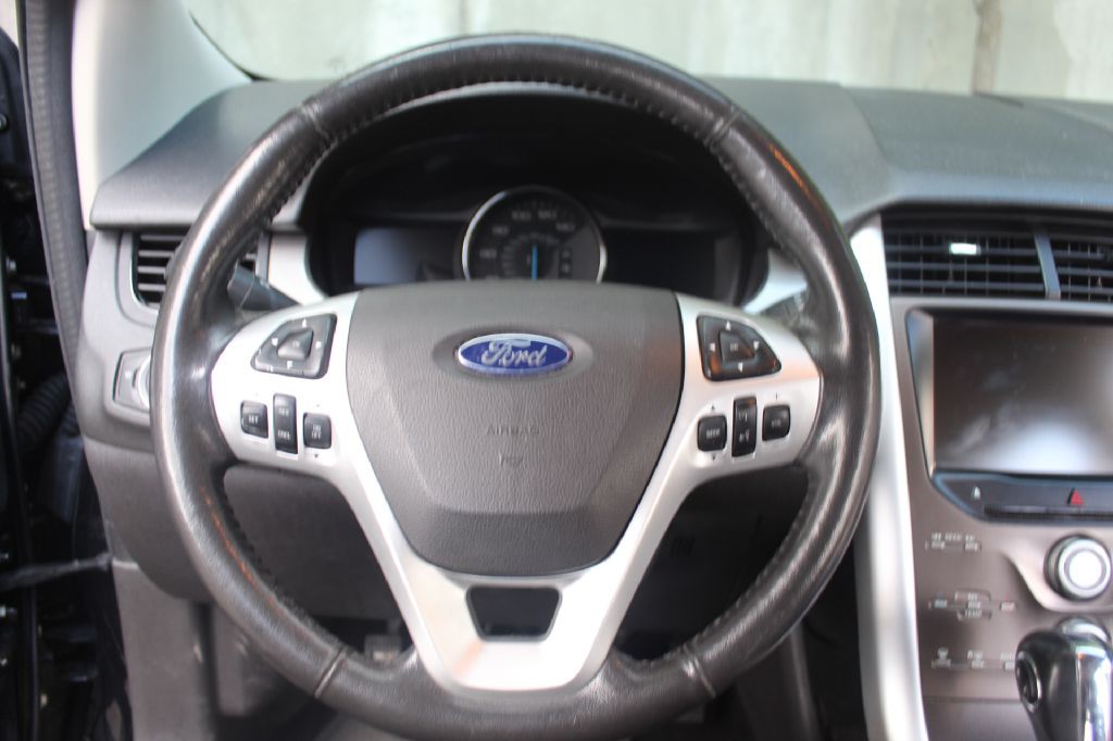 2014 Ford Edge Image 16