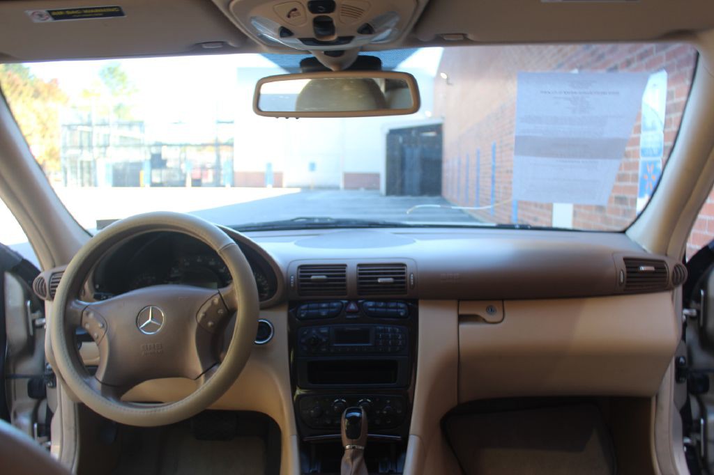 2003 Mercedes-Benz C-Class Image 14