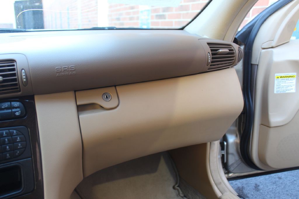 2003 Mercedes-Benz C-Class Image 18
