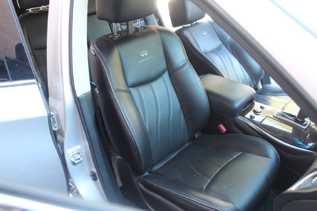 2013 INFINITI JX35 Image 13