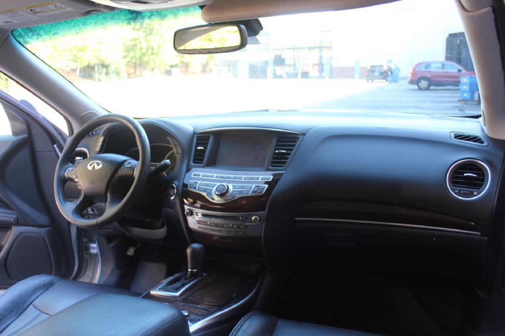 2013 INFINITI JX35 Image 14