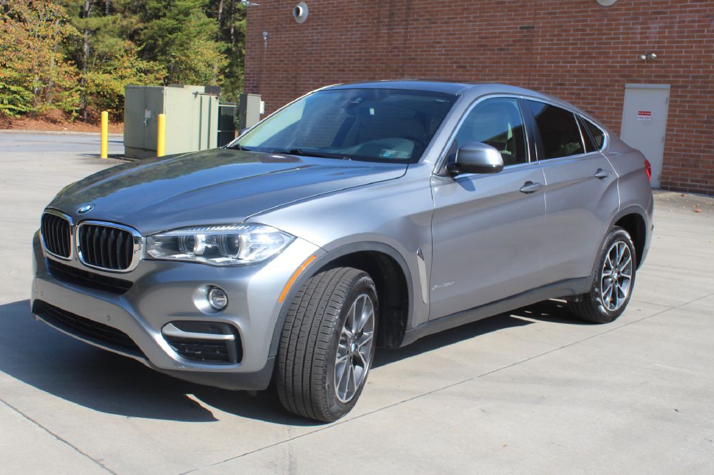 2016 BMW X6 Image 2
