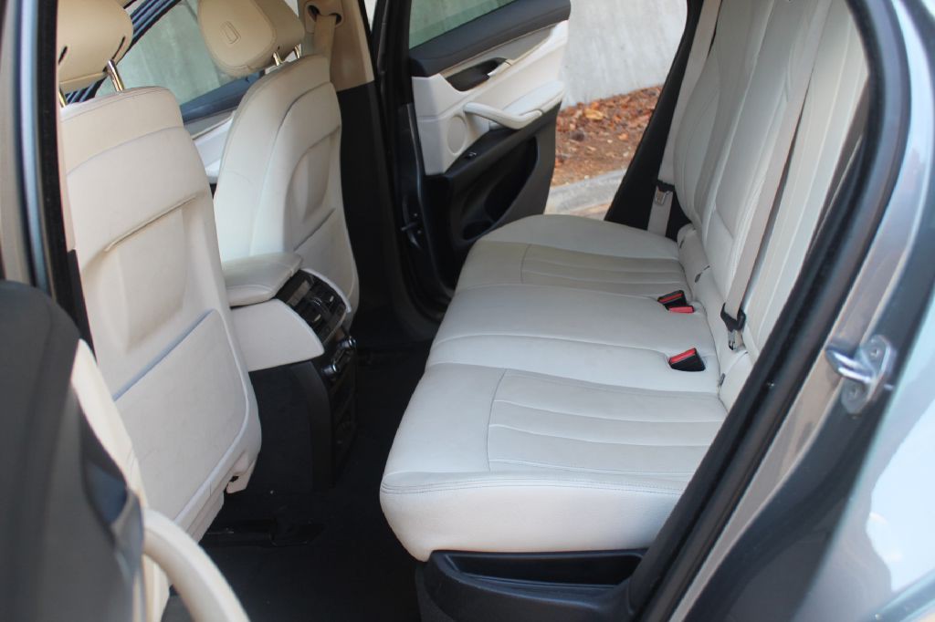 2016 BMW X6 Image 12