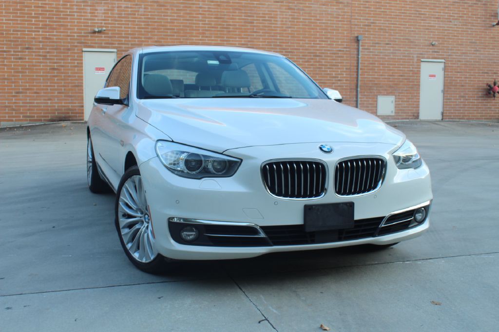 2016 BMW 5 Series Image 1
