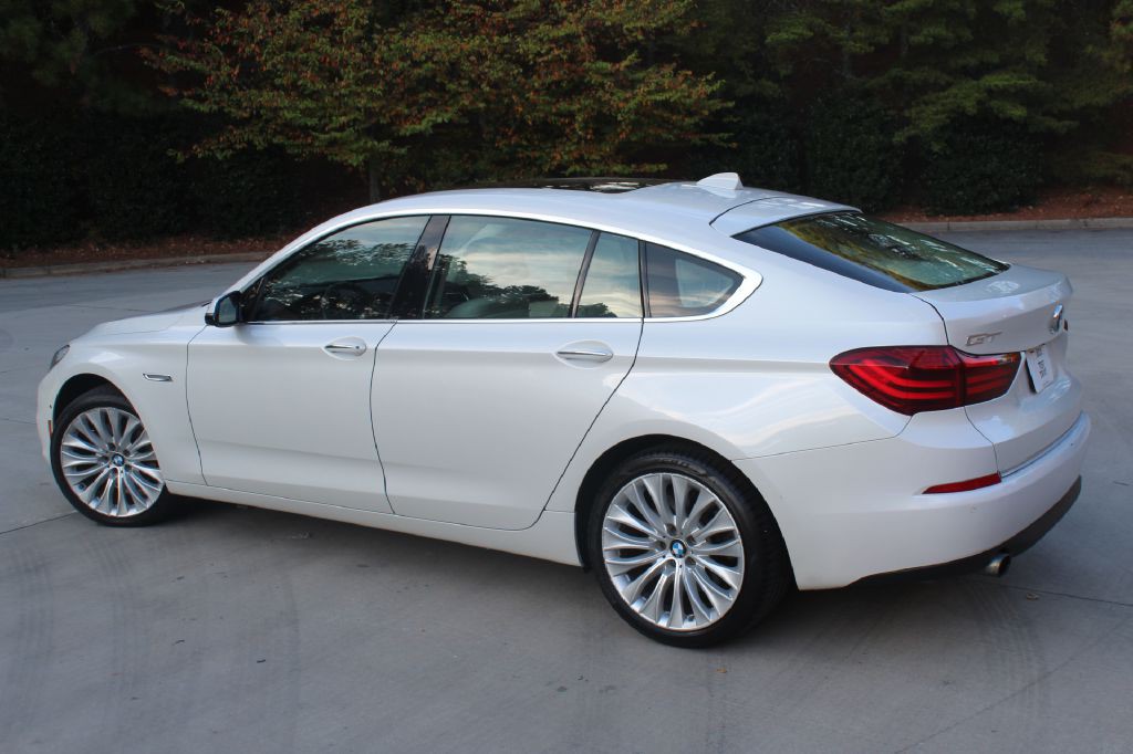 2016 BMW 5 Series Image 3