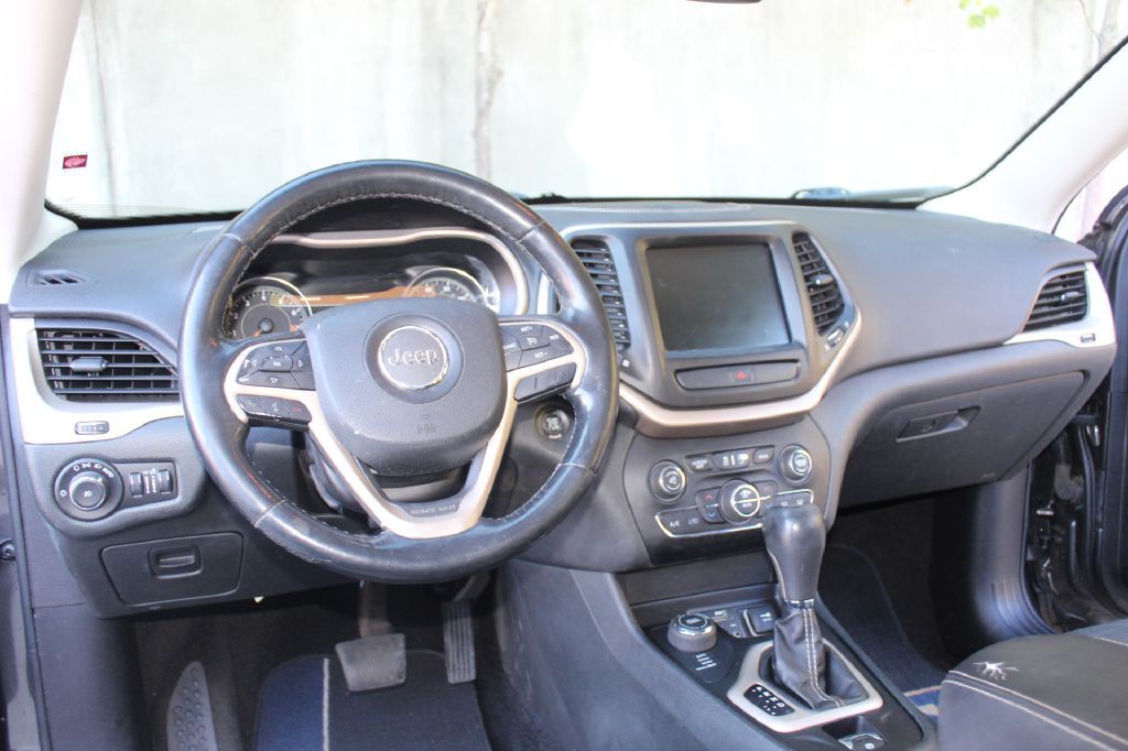 2015 Jeep Cherokee Image 15