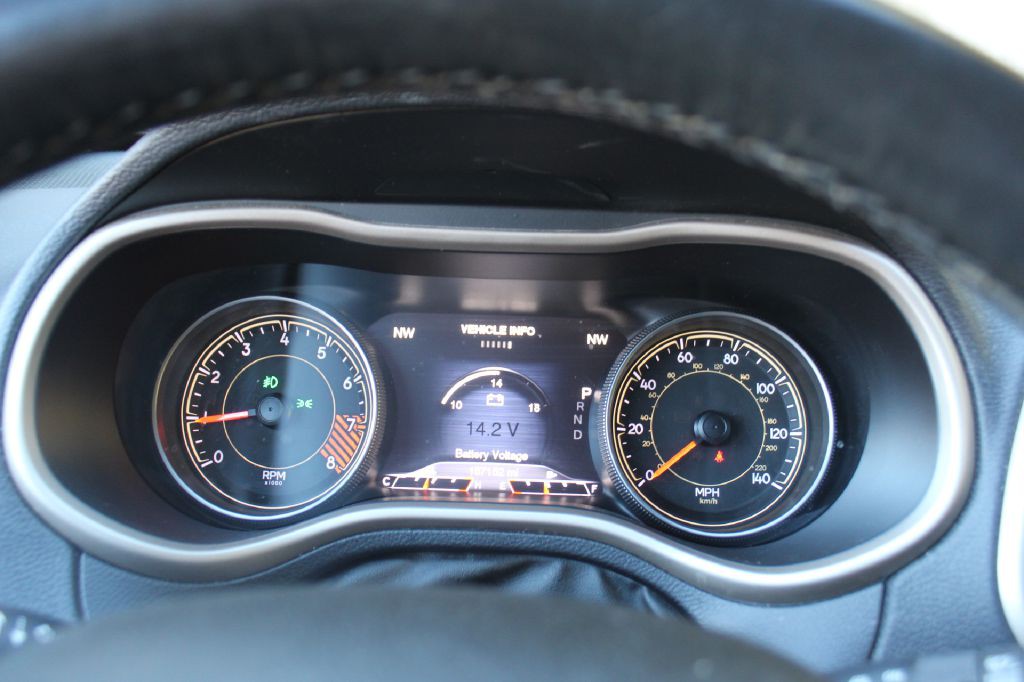 2015 Jeep Cherokee Image 23