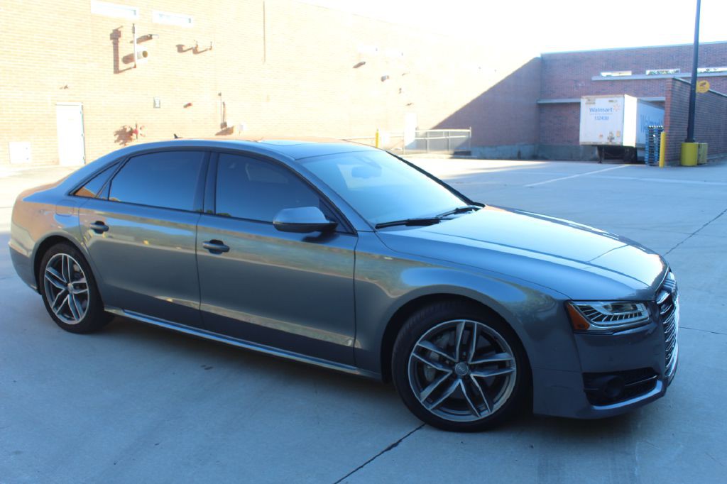 2017 Audi A8 Image 6