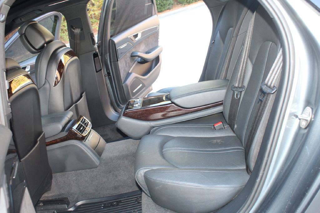 2017 Audi A8 Image 12