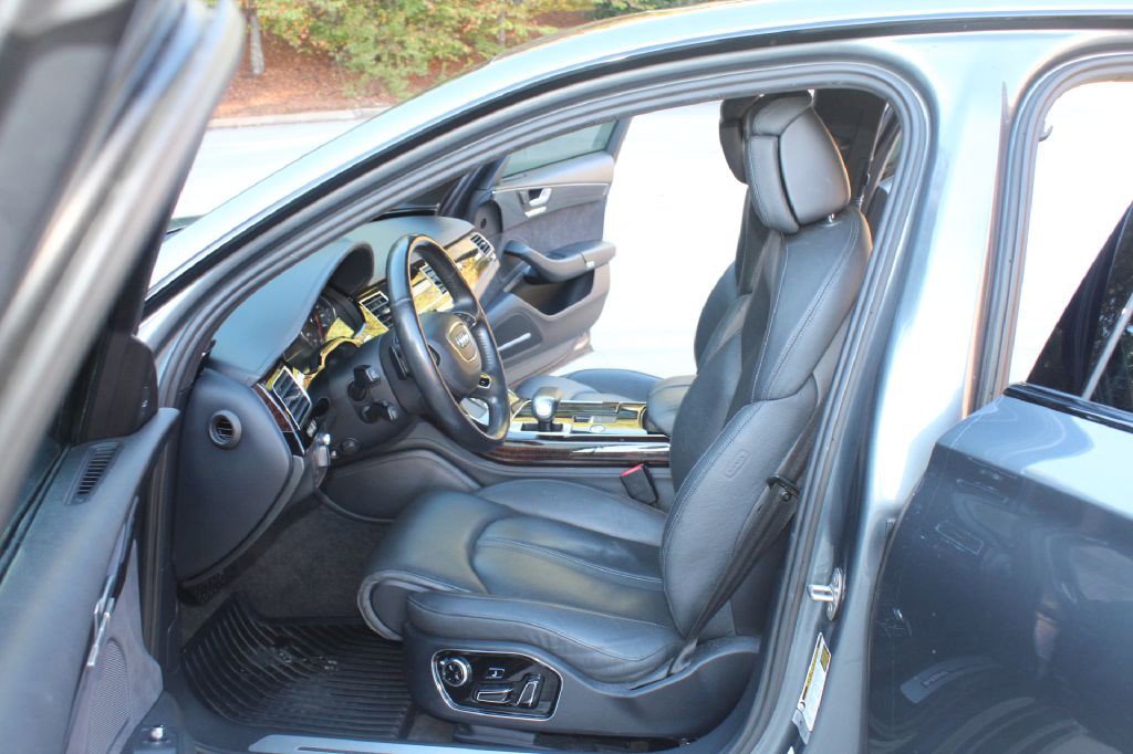 2017 Audi A8 Image 13