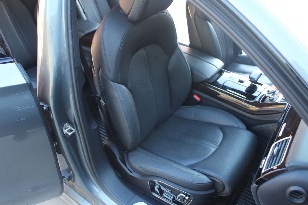 2017 Audi A8 Image 15