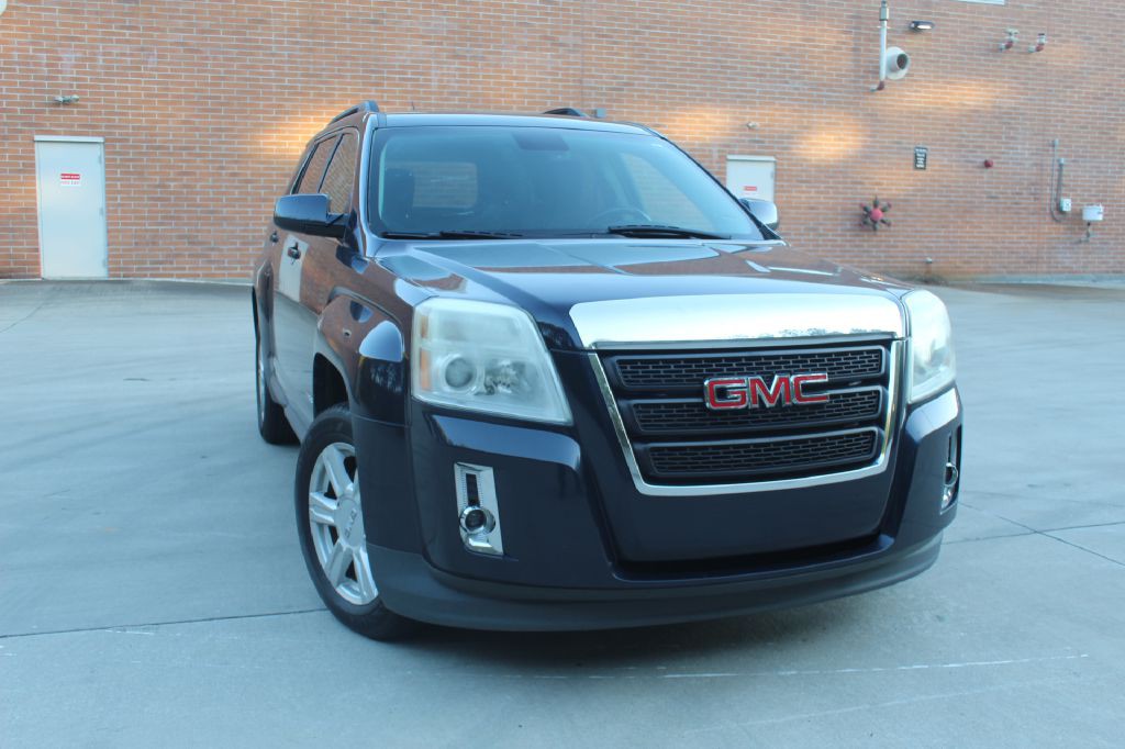 2015 GMC Terrain Image 1