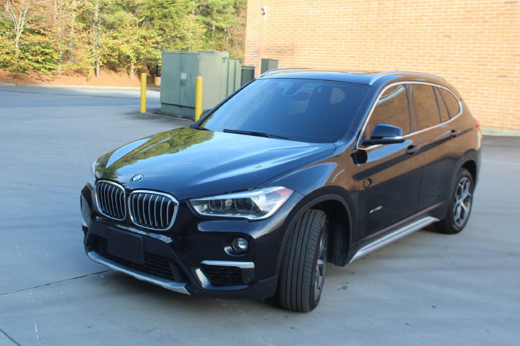 2017 BMW X1 Image 2