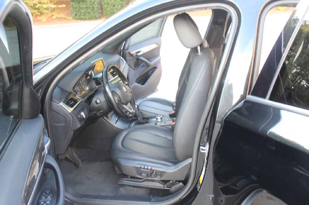 2017 BMW X1 Image 10