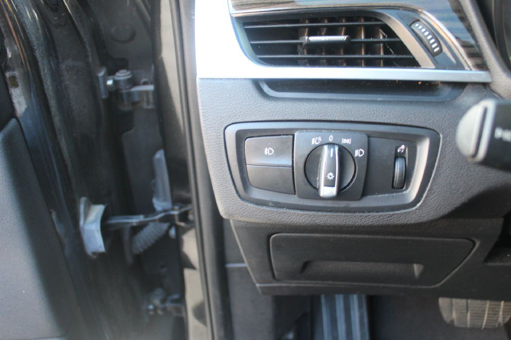 2017 BMW X1 Image 20