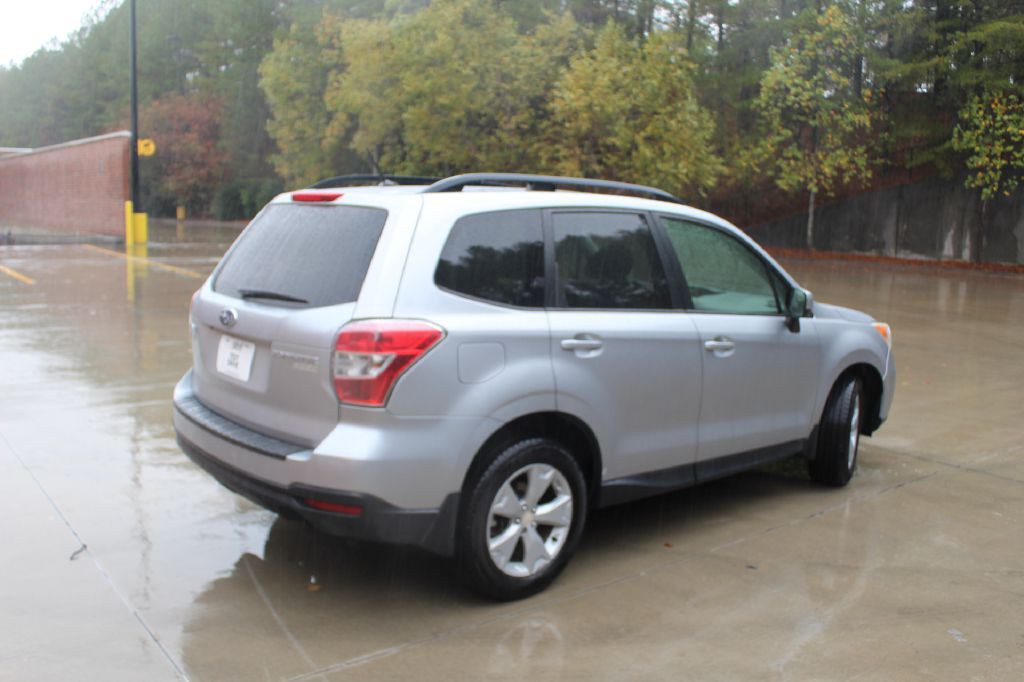 2015 Subaru Forester Image 5