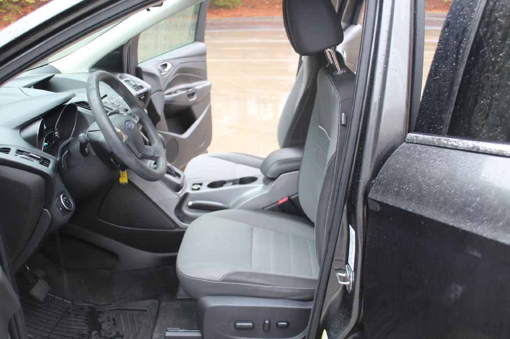 2015 Ford Escape Image 11