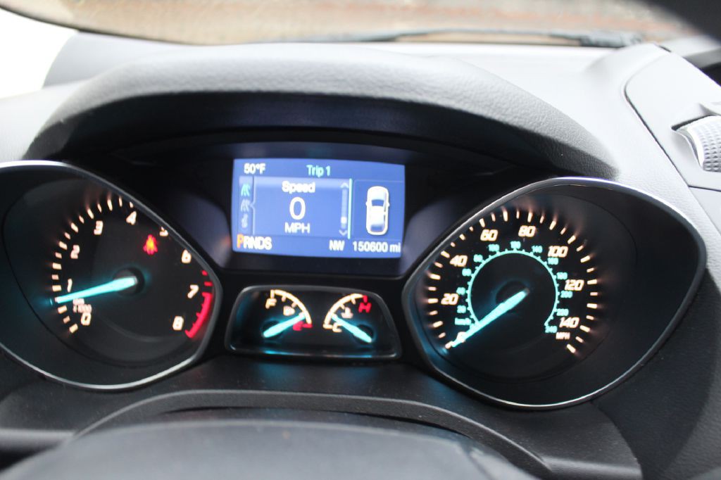 2015 Ford Escape Image 22