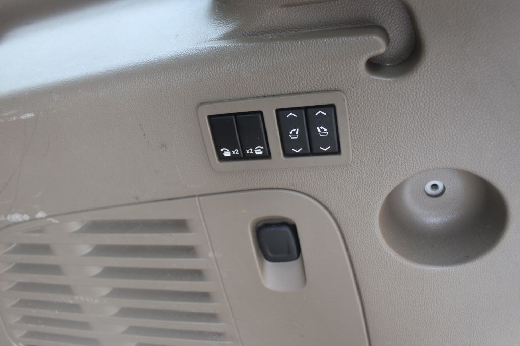 2016 Chevrolet Suburban Image 25