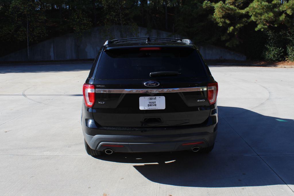 2017 Ford Explorer Image 4