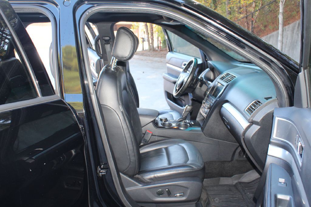 2017 Ford Explorer Image 7