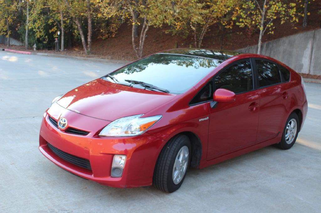 2010 Toyota Prius Image 2