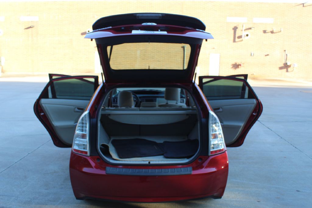 2010 Toyota Prius Image 21