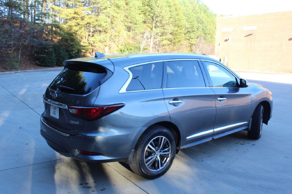 2017 INFINITI QX60 Image 5