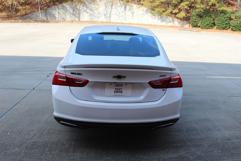 2021 Chevrolet Malibu Image 4