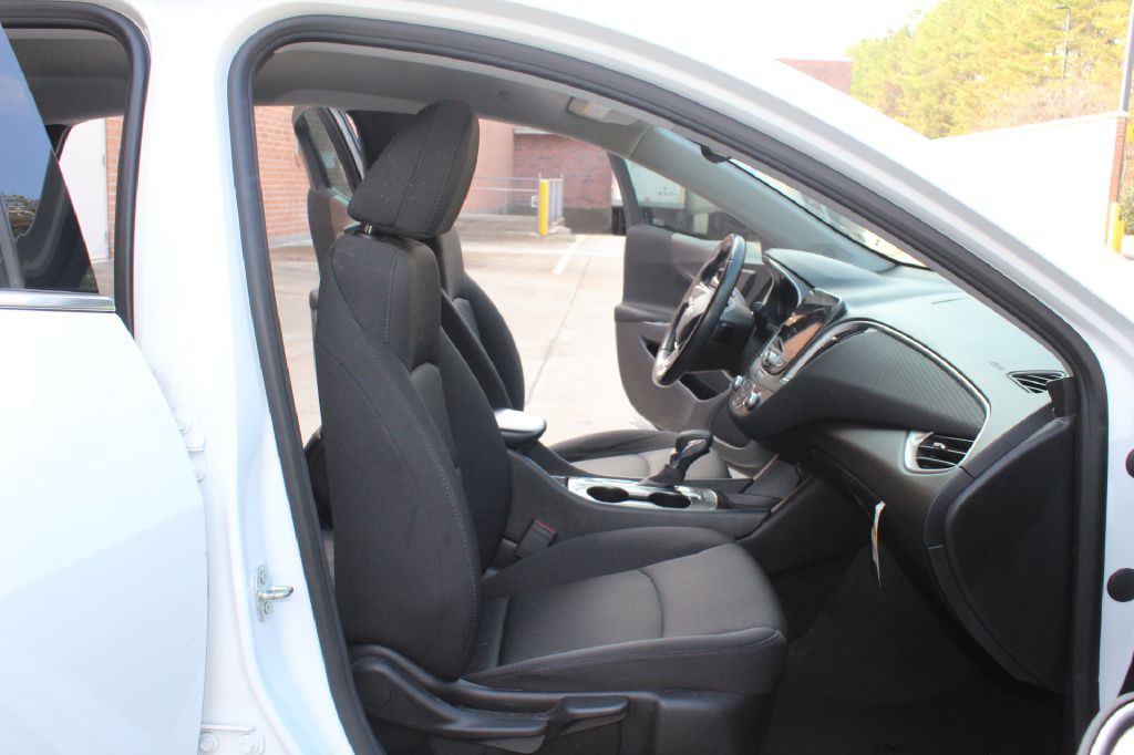 2021 Chevrolet Malibu Image 7